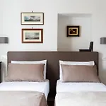 Affittacamere Residenza 33 4*