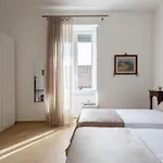 Residenza 33 4* Napoli