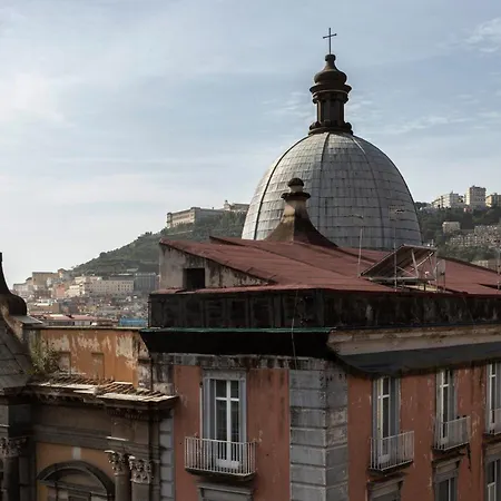 Residenza 33 4* Neapol